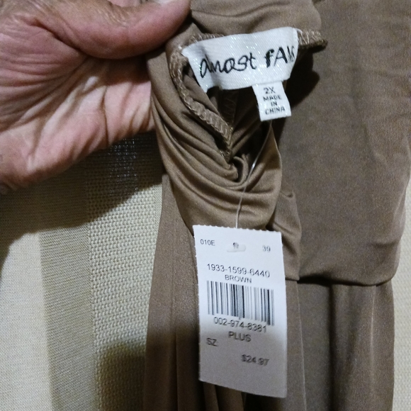 Brown jumpsuit - Picture 2 of 2